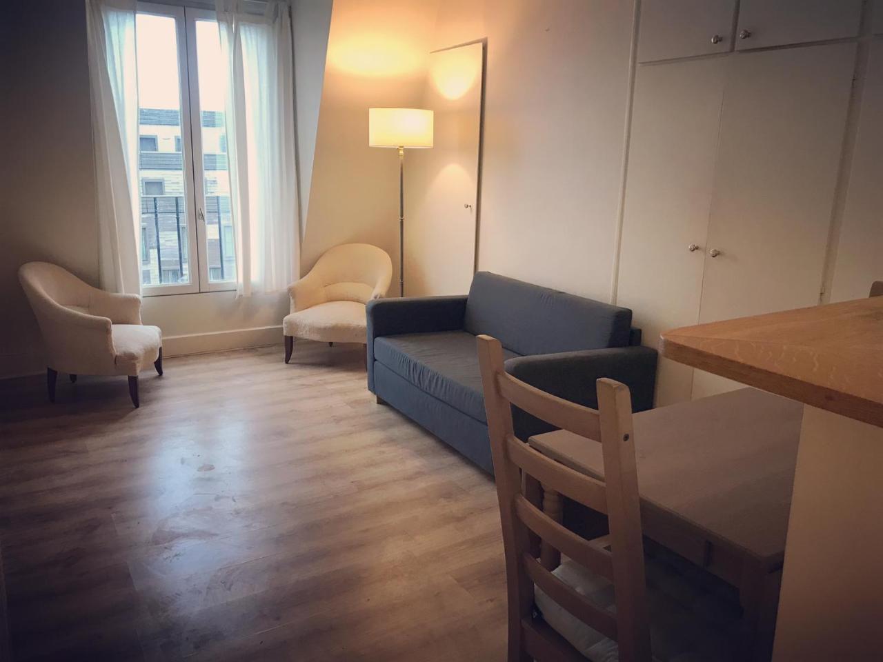 Apartment Tour Eiffel Motte Picquet Paris
