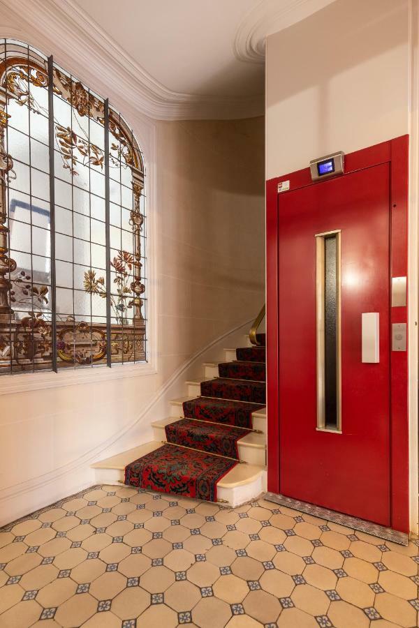 Tour Eiffel Motte Picquet Apartment